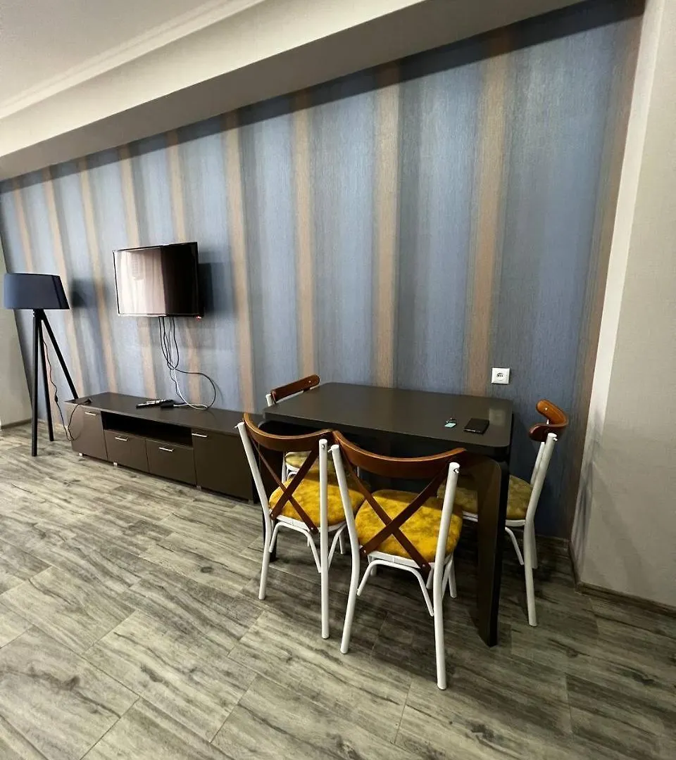 Luxury 1 - Bedroom Apartment In Citycenter Tbilisi Georgien