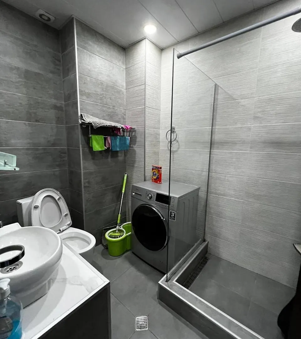 Luxury 1 - Bedroom Apartment In Citycenter Tbilisi 0*,